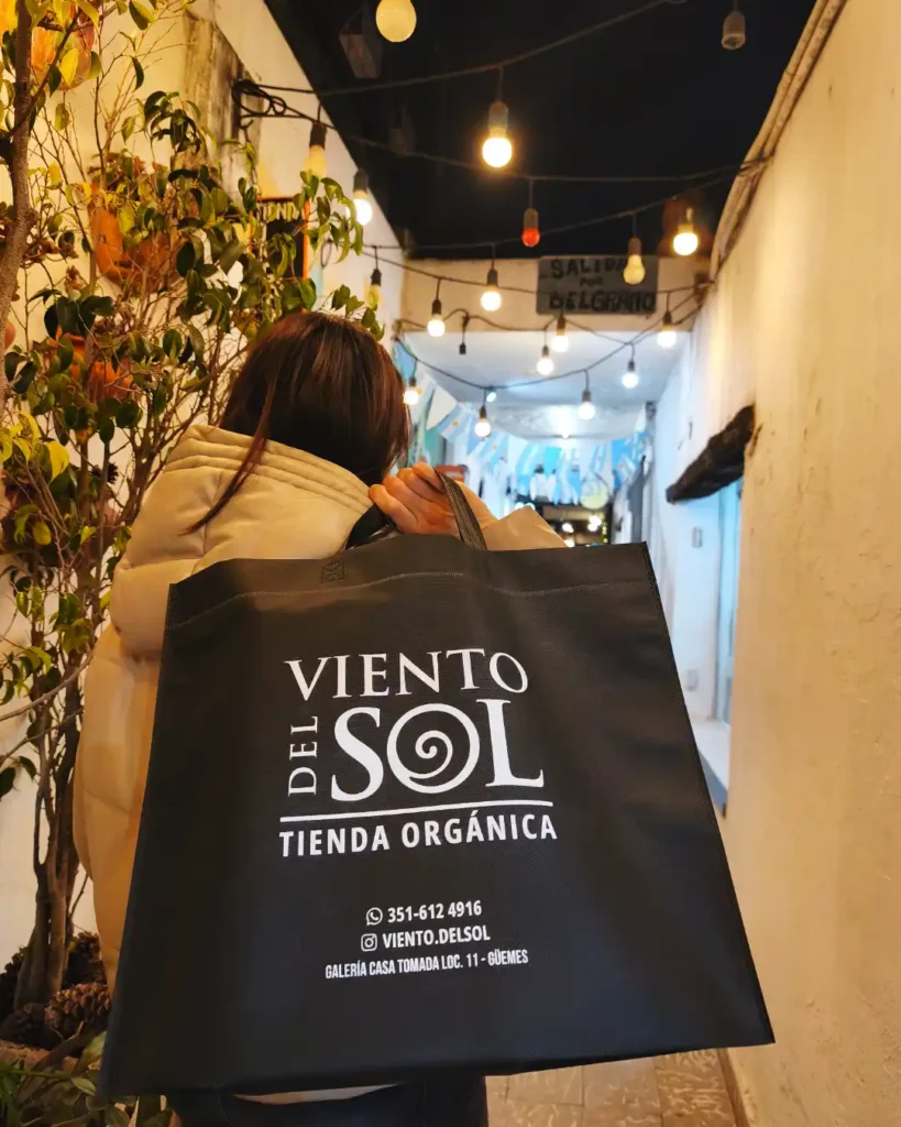 serigrafia en cordoba sobre bolsas de friselina I Estudio Maga
